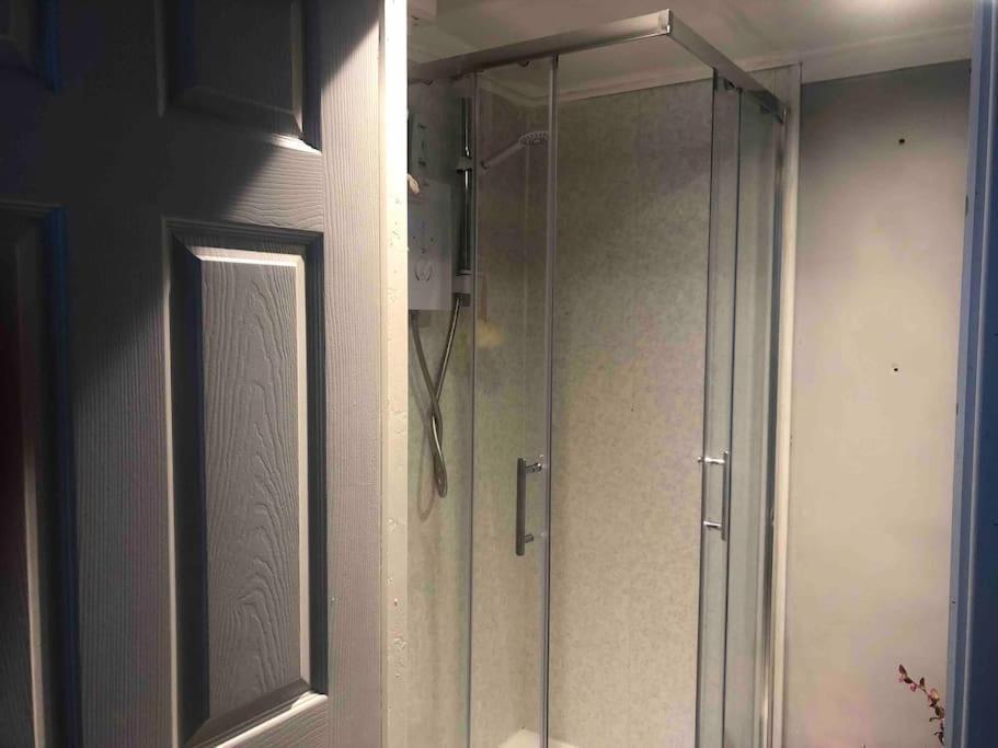 Belfast Private Room, En-Suite & Own Access Εξωτερικό φωτογραφία